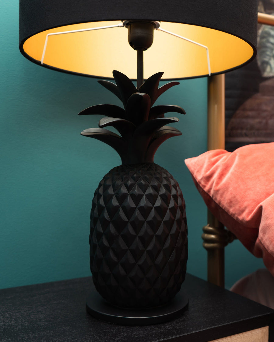 Black Pineapple Lamp