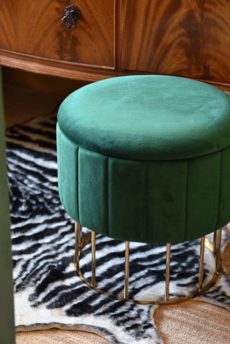 ESME Home ROUND METAL STORAGE OTTOMAN - EMERALD GREEN IN MAIL ORDER PACKAGING - KD